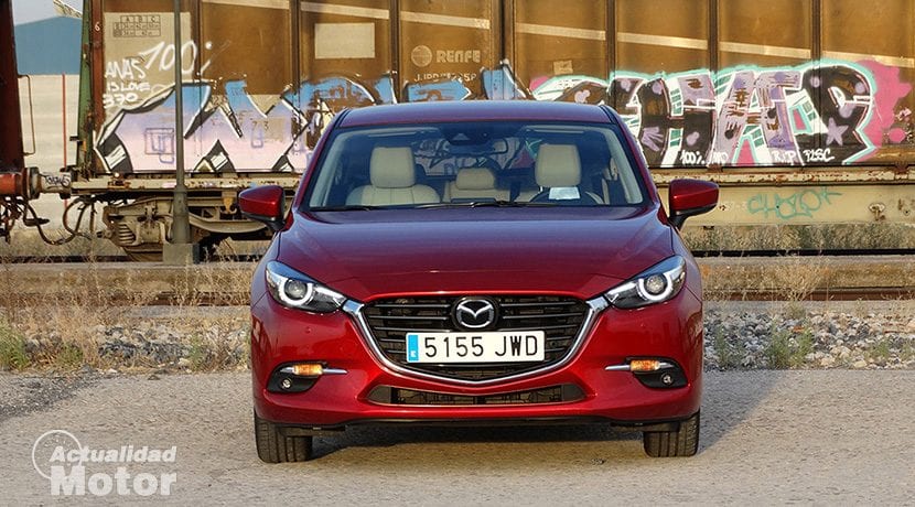 Prueba Mazda3 Luxury 2.0 Skyactiv-G 120