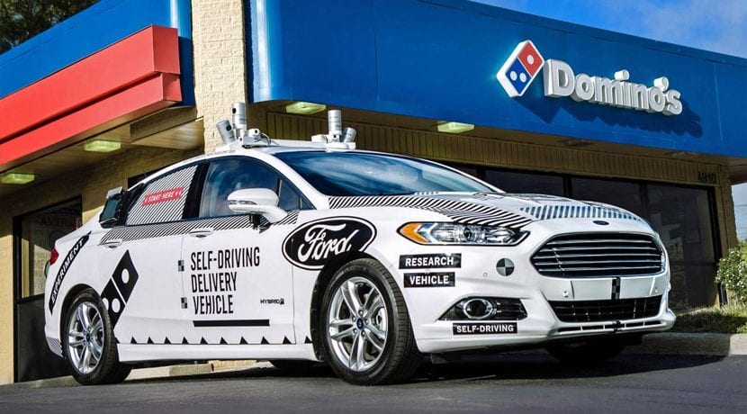 Ford Mondeo Hybrid Domino Pizza