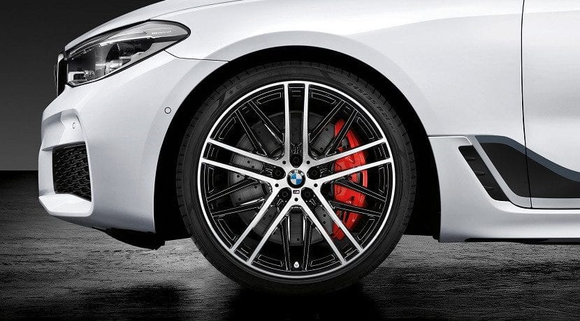 Frenos y llantas de los Accesorios M Performance para el BMW Serie 6 GT