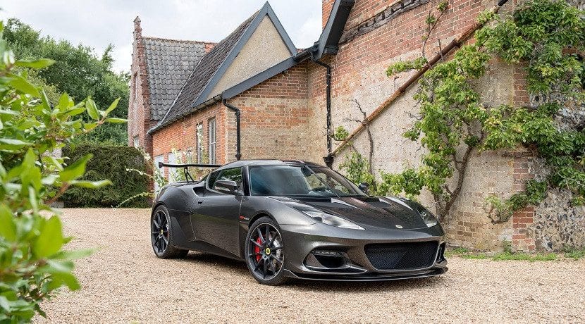 Geely se hace con el control de Lotus