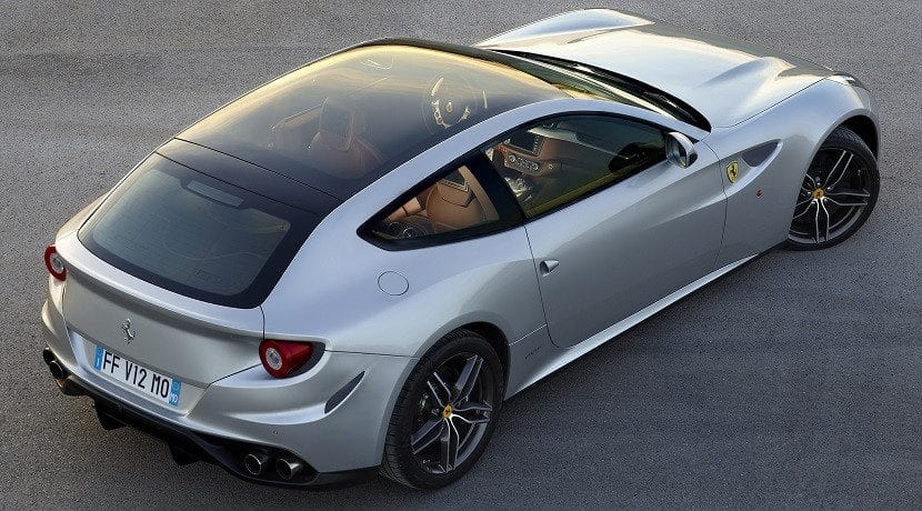 Ferrari FF - También con motor delantero como el SUV de Ferrari