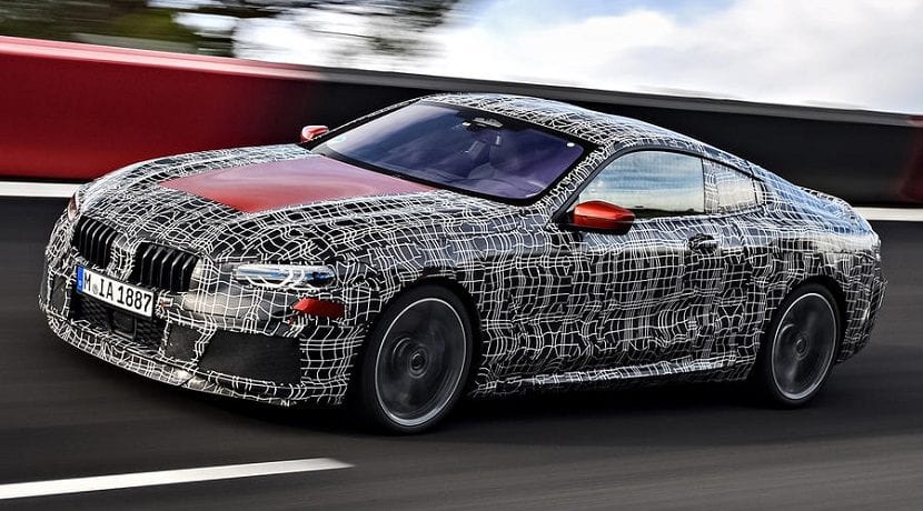 Enthüllte Bilder der BMW 8er Reihe