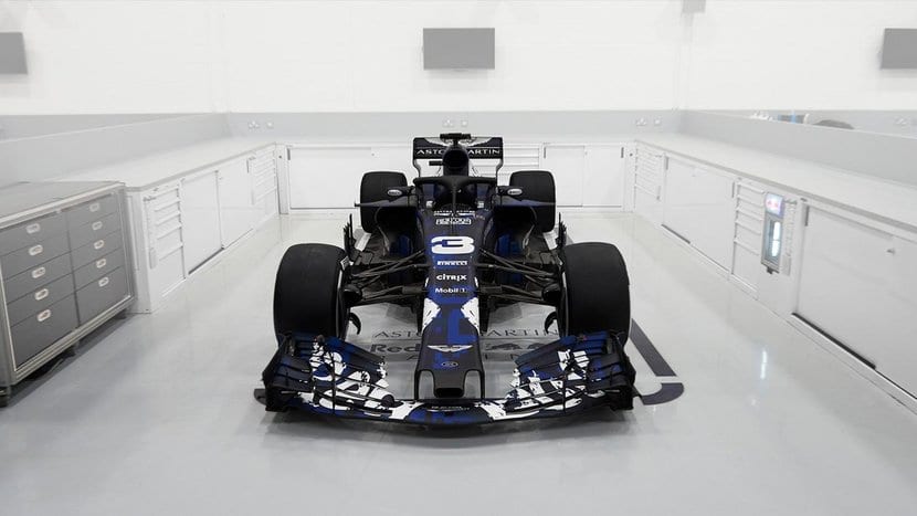 Vista frontal del RB14