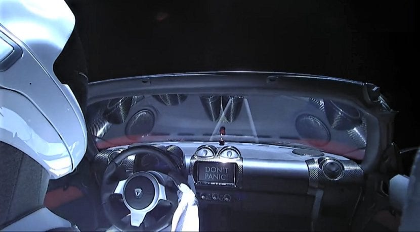 Secretos del Tesla Roadster del espacio