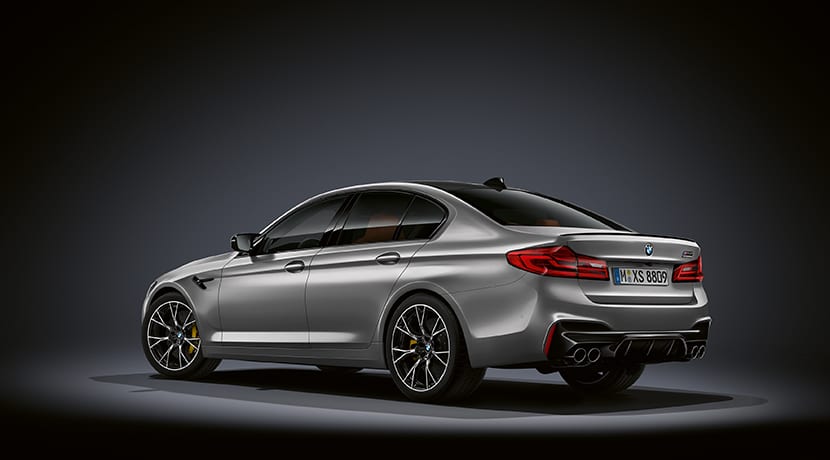 BMW M5 Competition perfil trasero