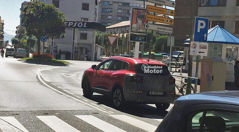 Renault Kadjar 2019 cazado camuflaje