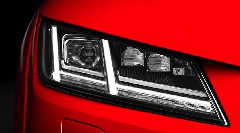 Ficha Audi TTS
