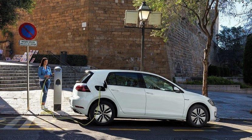 Coches eléctricos para afrontar la reducción de emisiones de la Unión Europea