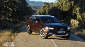Perfil delantero del Volvo V90 Cross Country