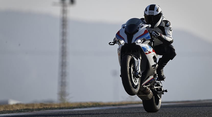 BMW S 1000 RR wheelie