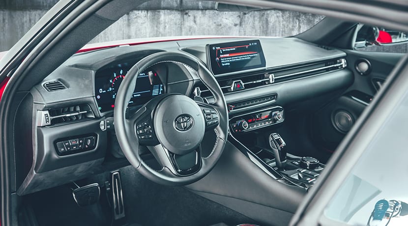 Interior del Toyota Supra