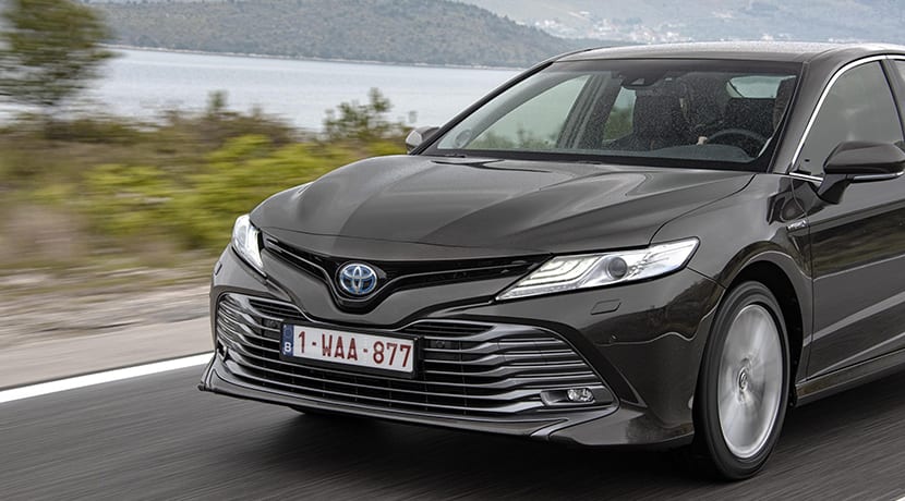 Toyota Camry frontal