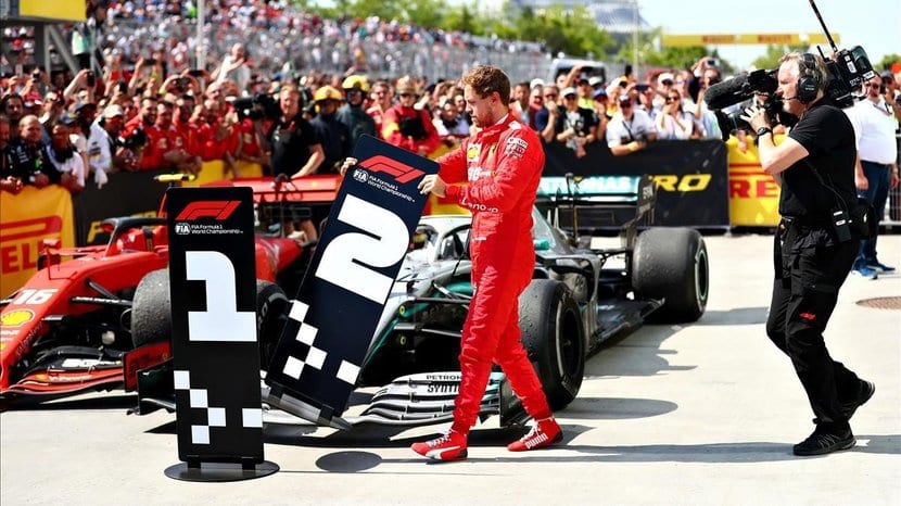 Vettel GP Canadá 2019 cambiando cartel 1º