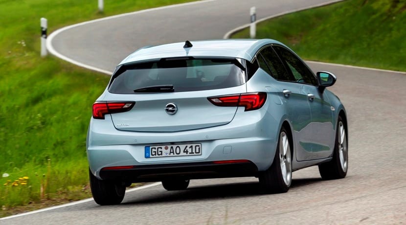 Opel Astra 2019 hatchback trasera