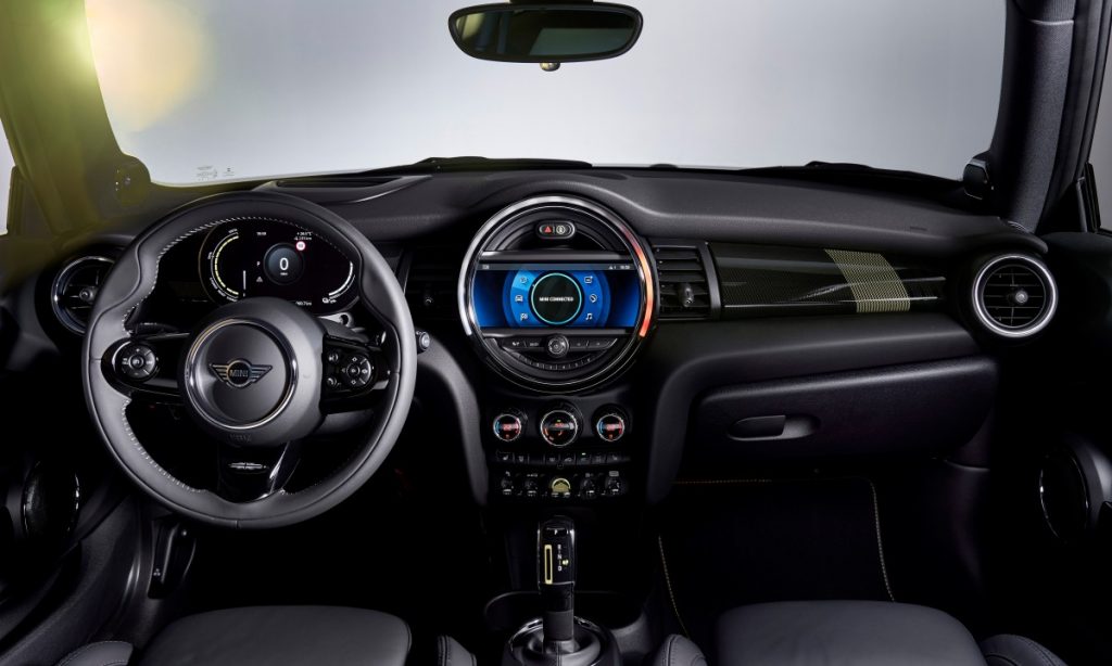 La gama y precios del MINI Cooper SE ya están disponibles en España