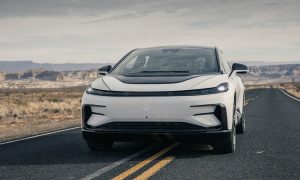 Faraday Future FF 91 de color blanco