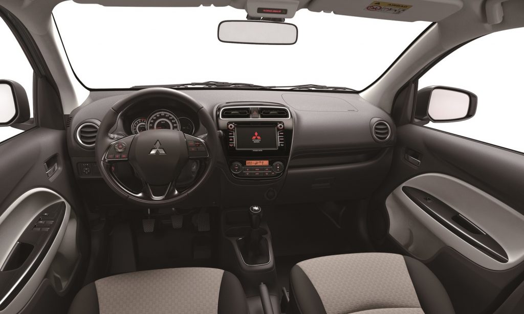 Mitsubishi Space Star (1998-2005) - Skrzynka Bezpieczników I Przekaźników
