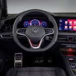 Puesto de conducción del Volkswagen Golf GTI 2020