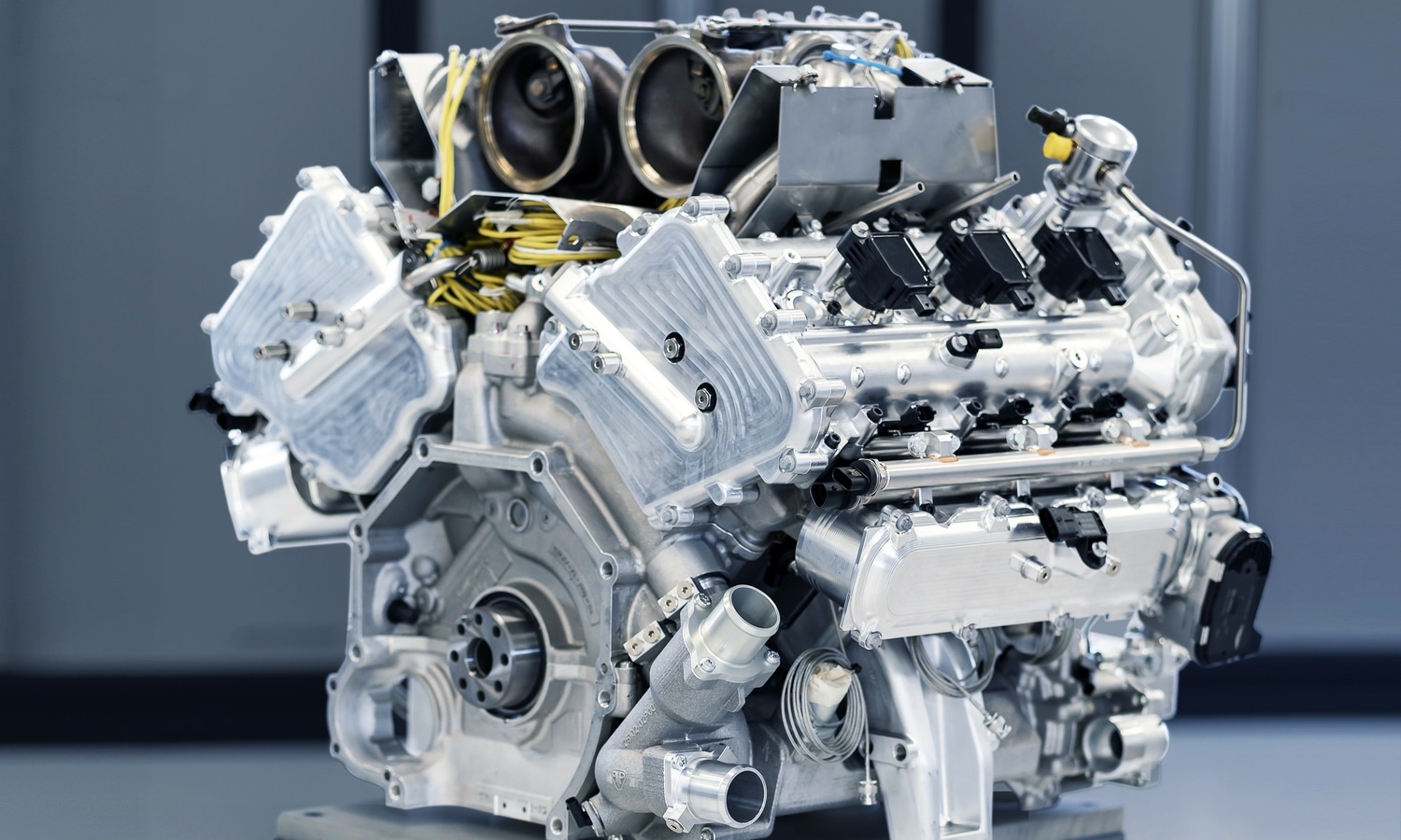 New Aston Martin Valhalla 3.0 V6 Twin-Turbo engine