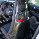 Prueba Abarth 595 Esseesse asientos deportivos Sabelt fibra de carbono