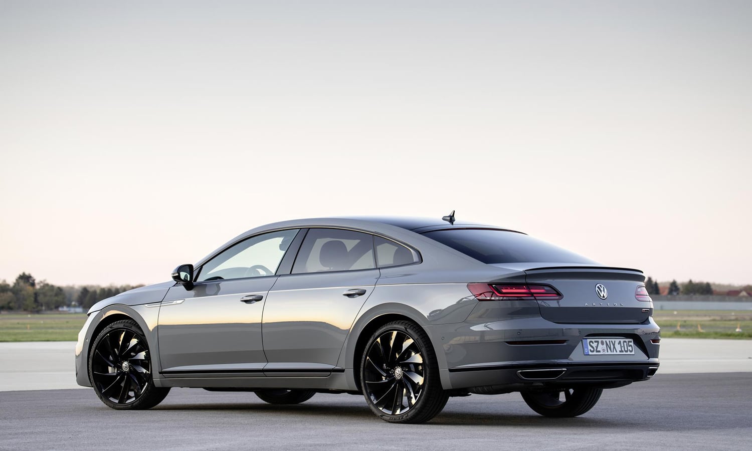 Volkswagen Arteon R-Line Performance trasera