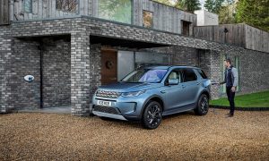 Land Rover Discovery Sport P300e PHEV 2020
