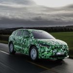 Skoda Enyaq camuflado dinámica