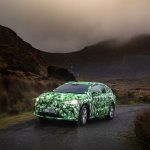 Skoda Enyaq camuflado