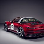 Porsche 911 Targa 4S Heritage Design Trasera