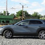 Mazda CX30 lateral