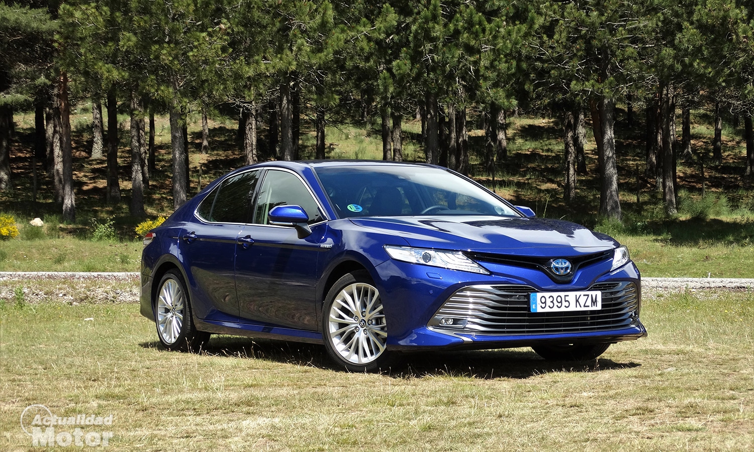 Toyota Camry híbrido 220H