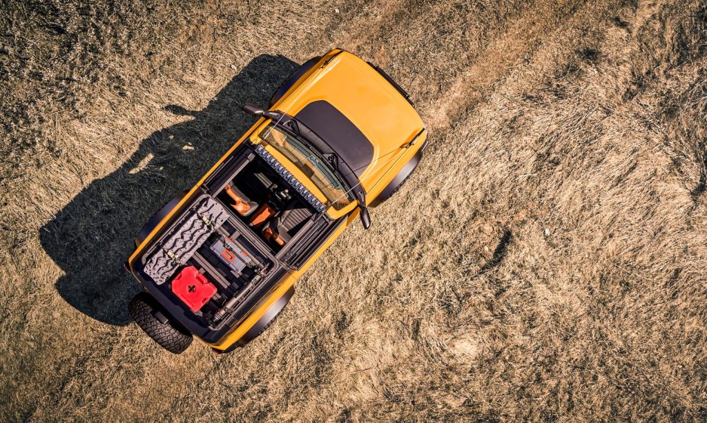 The Ford Bronco called for review for a problem in its airbags...