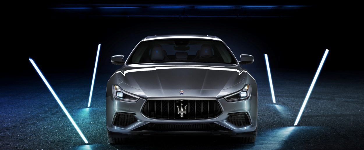 Maserati Ghibli Hybrid 2021