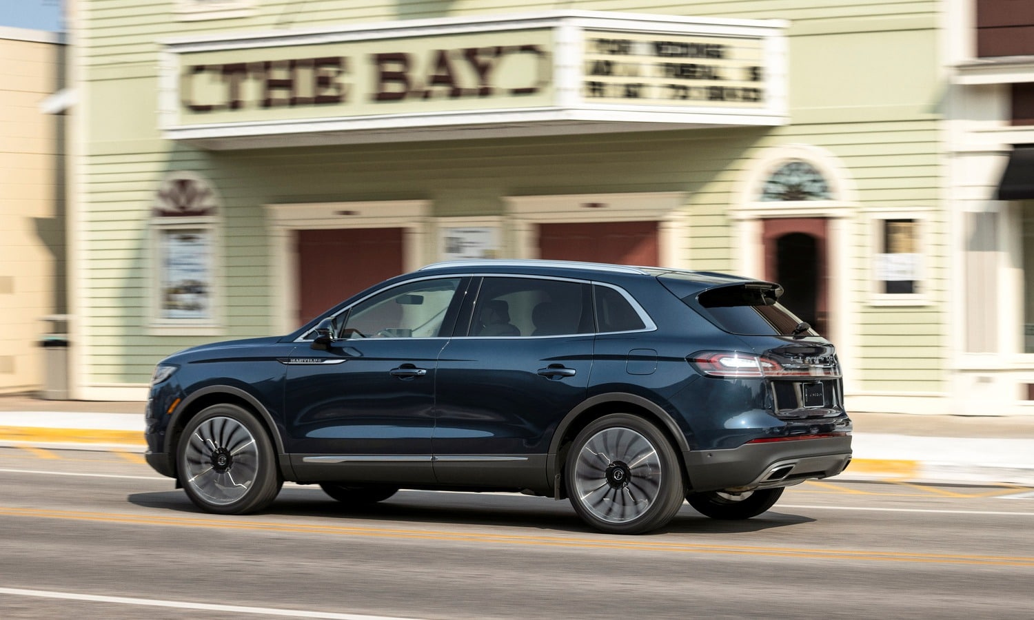 Lincoln Nautilus MY2021 Le rival que le X5 et la CIA ne veulent pas