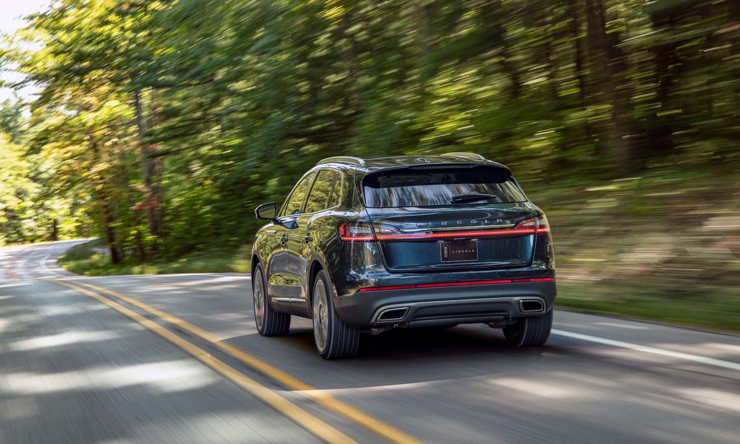 Lincoln Nautilus MY2021 The rival that the X5 and CIA do not want in