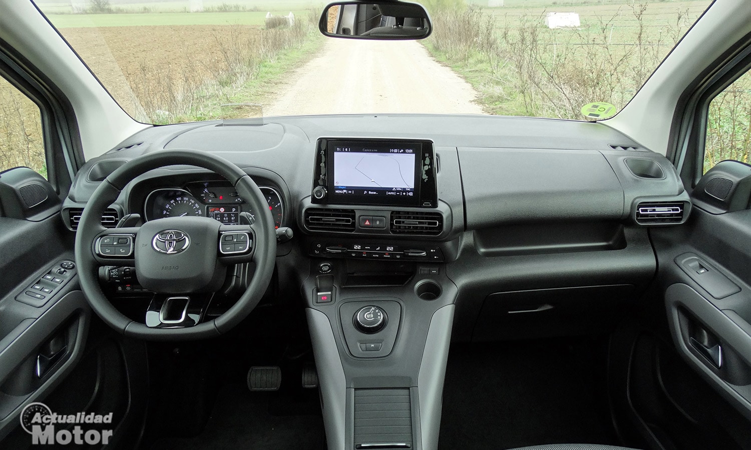 Prueba Toyota Proace City salpicadero