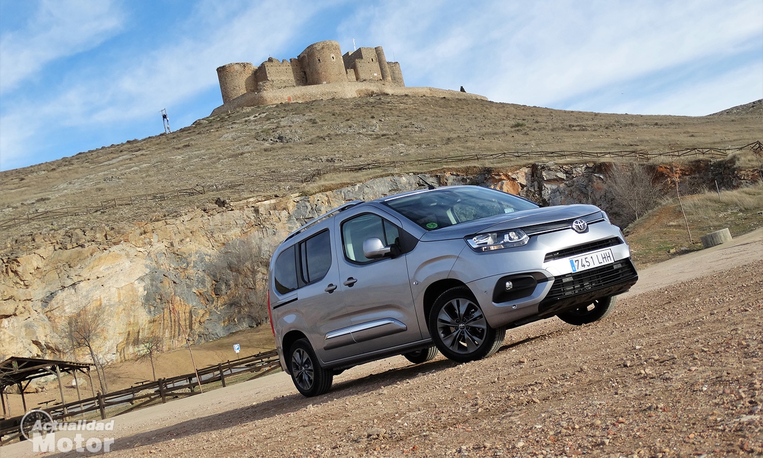 Testați Toyota Proace City Diesel