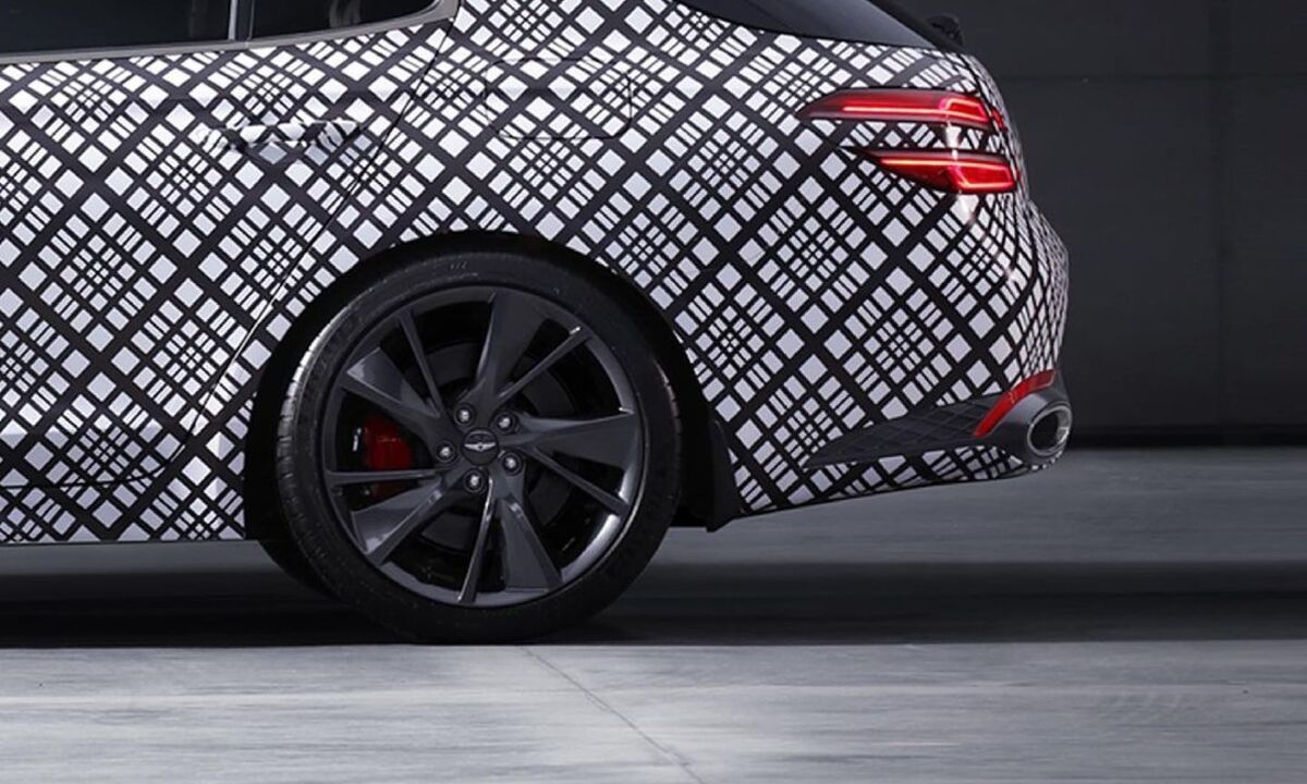 Genesis G70 Wagon teaser