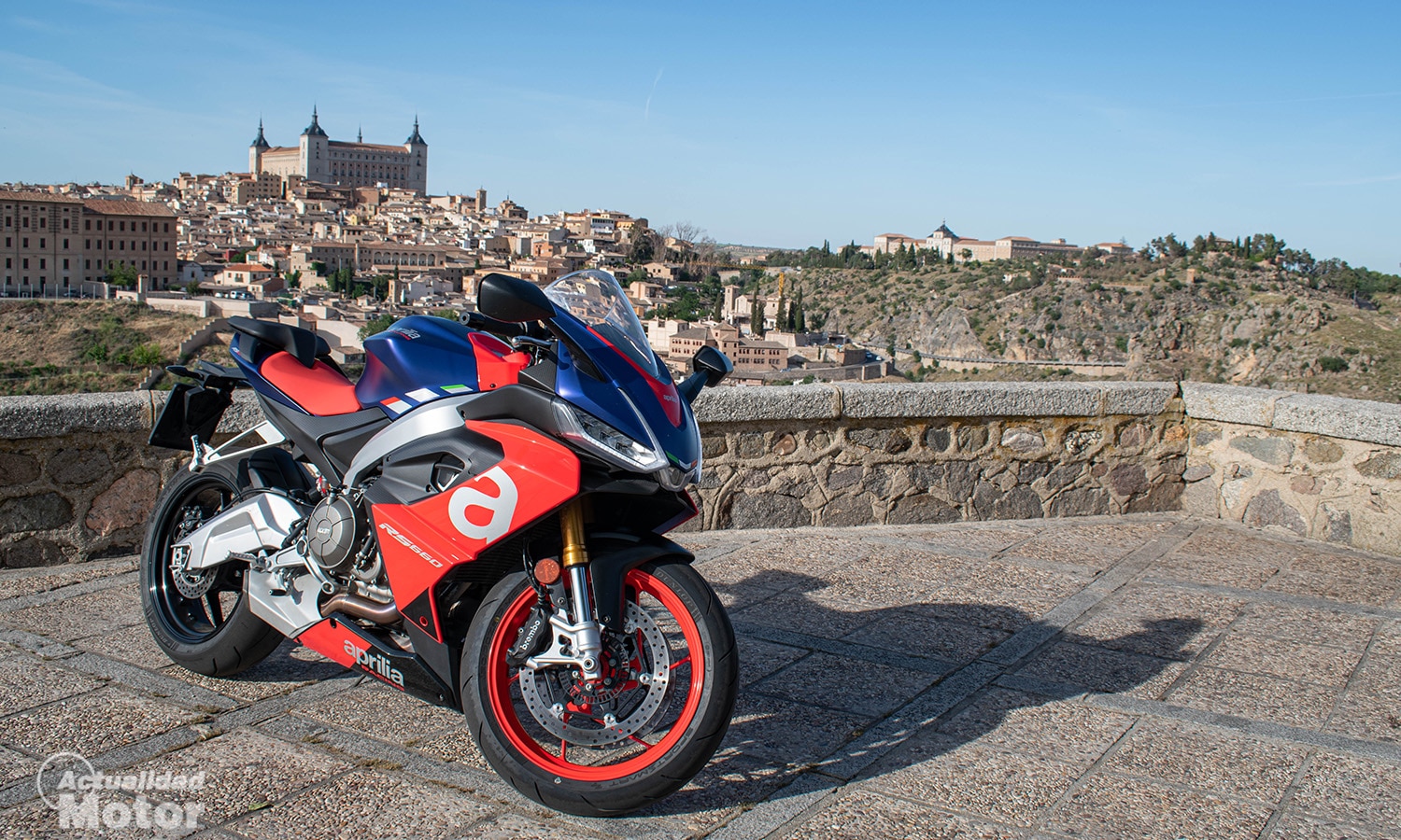 Prueba Aprilia RS perfil