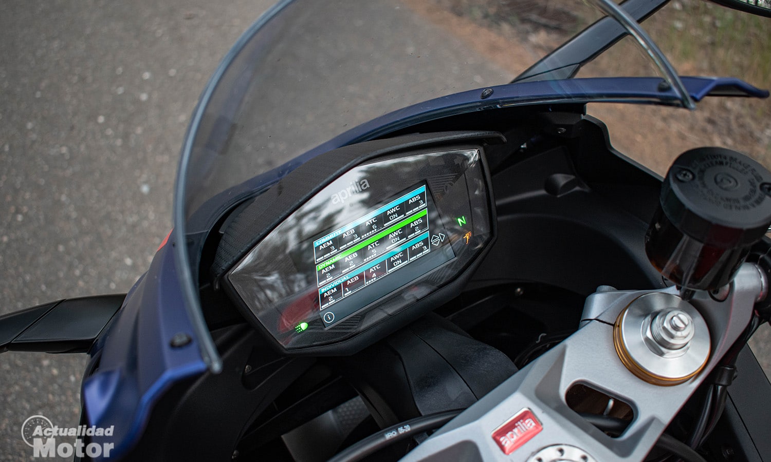 Prueba Aprilia RS modos conducción