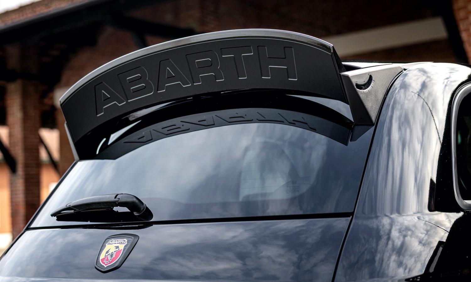 New Abarth 695 Esseesse