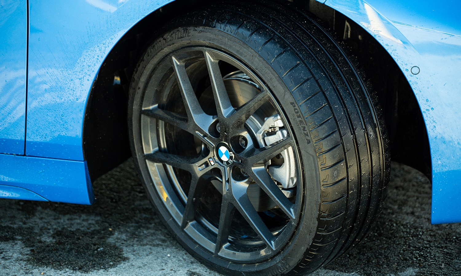 Prueba Bridgestone Potenza Sport lluvia