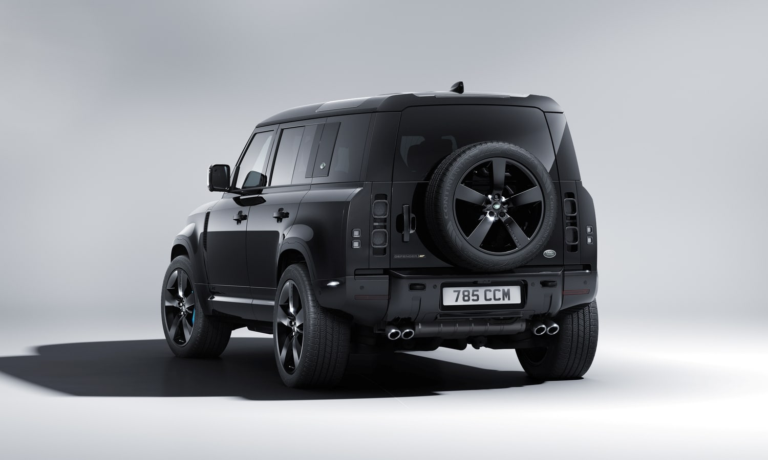 I-Land Rover Defender V8 Bond Edition