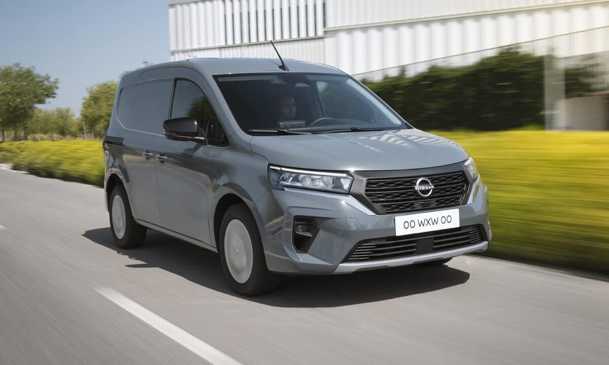 Nissan Townstar Ini Pengganti E NV200 Dan NV250 Mesin Berita