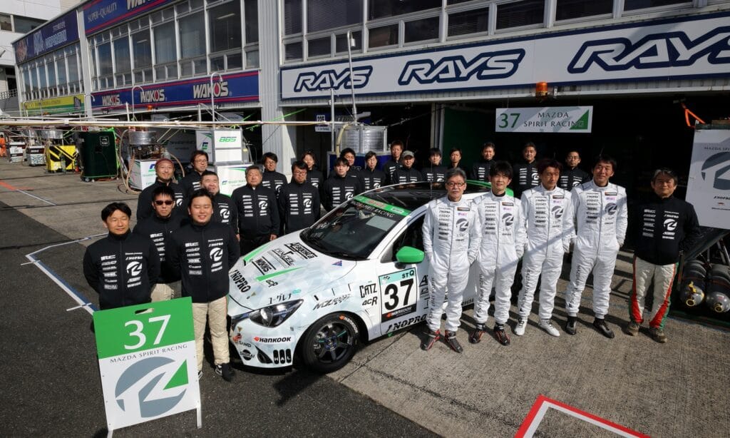 Mazda 2 Super Taikyu Race 1.5 Skyactiv-D - Mazda spirit racing bio concept Demio