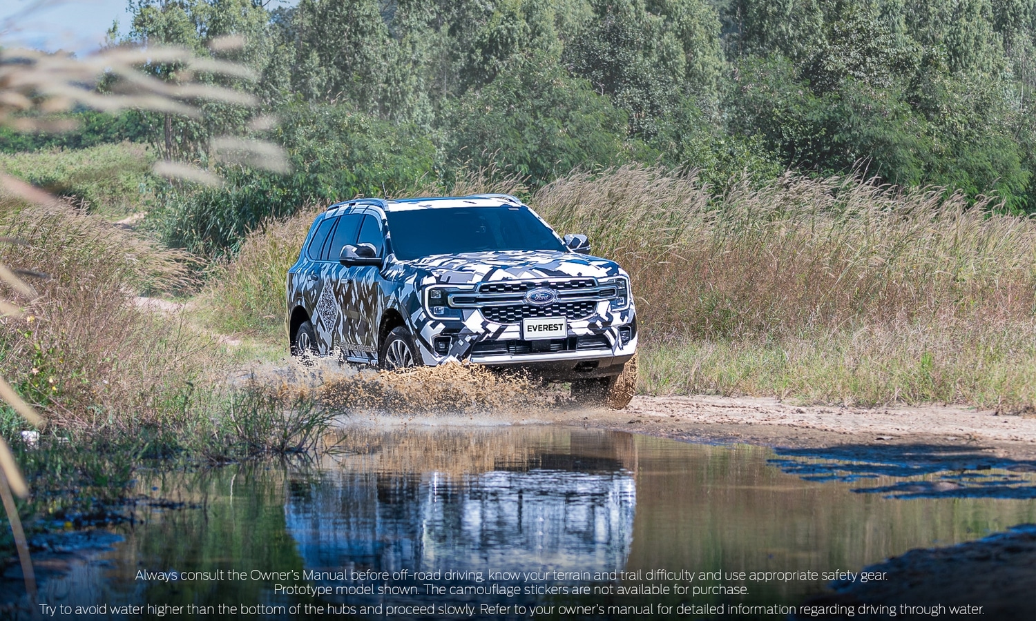 Ford Everest front spy photo