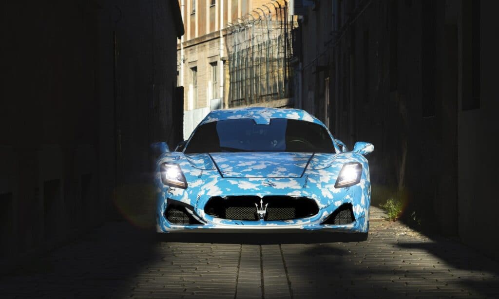 Maserati MC20 Cabrio 1