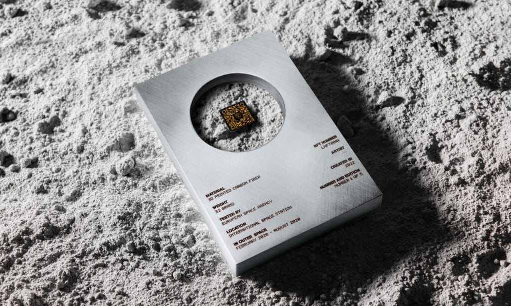 Lamborghini Space Key NFT (token no fungible) To the Moon