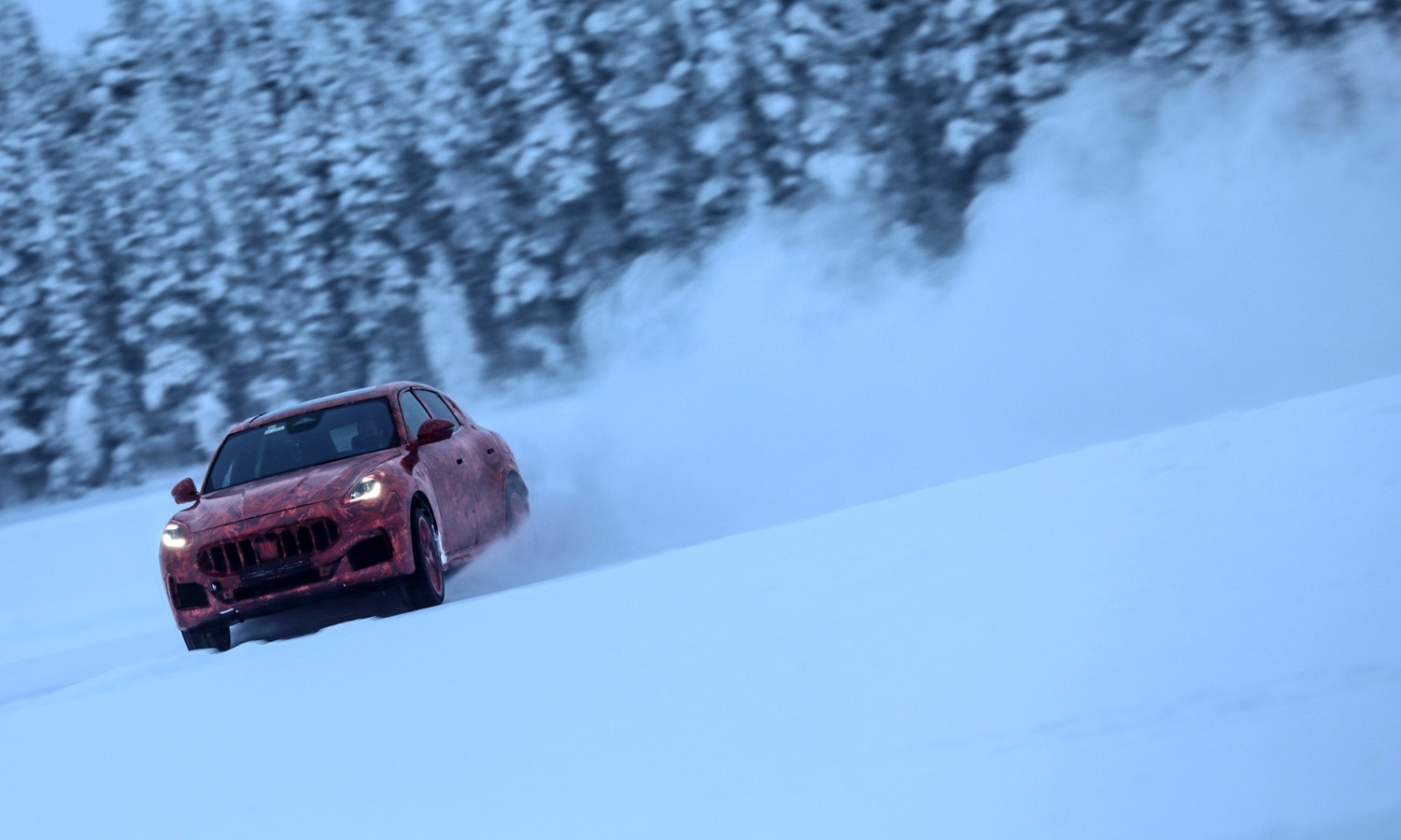 New Maserati Grecale - Snow and ice can´t stop the Grecale´s energy