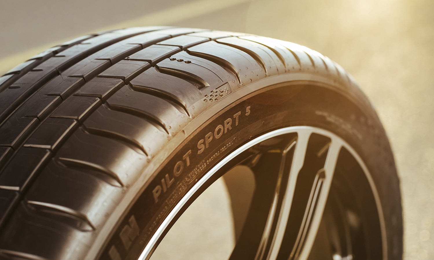 Michelin Pilot Sport 5